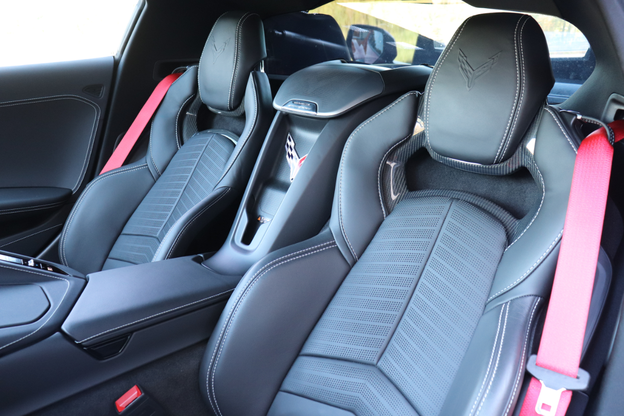 Chevrolet Corvette Z51 2LT Coupe Automatic 2024 Chevrolet Corvette Z51 2LT Coupe Automatic 2024