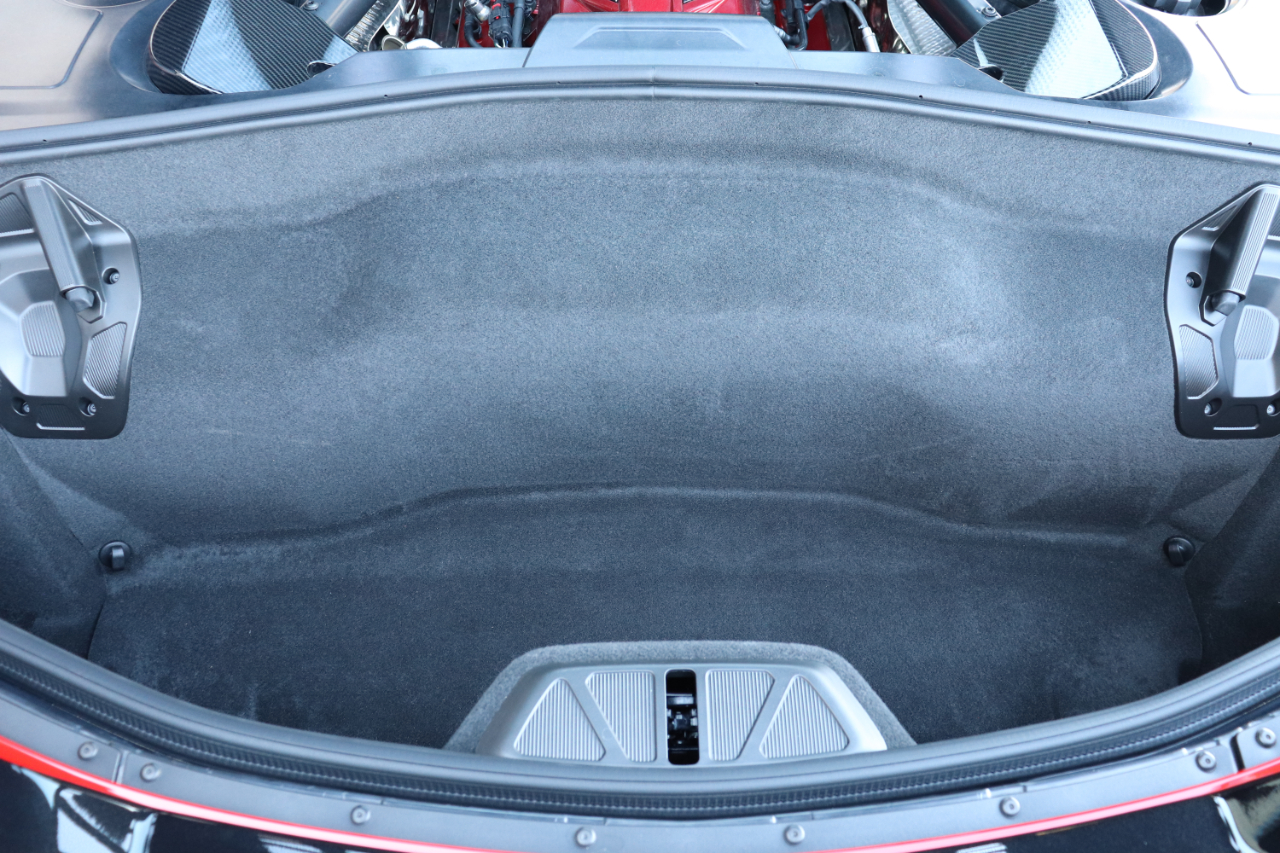 Chevrolet Corvette Z51 2LT Coupe Automatic 2024 Chevrolet Corvette Z51 2LT Coupe Automatic 2024