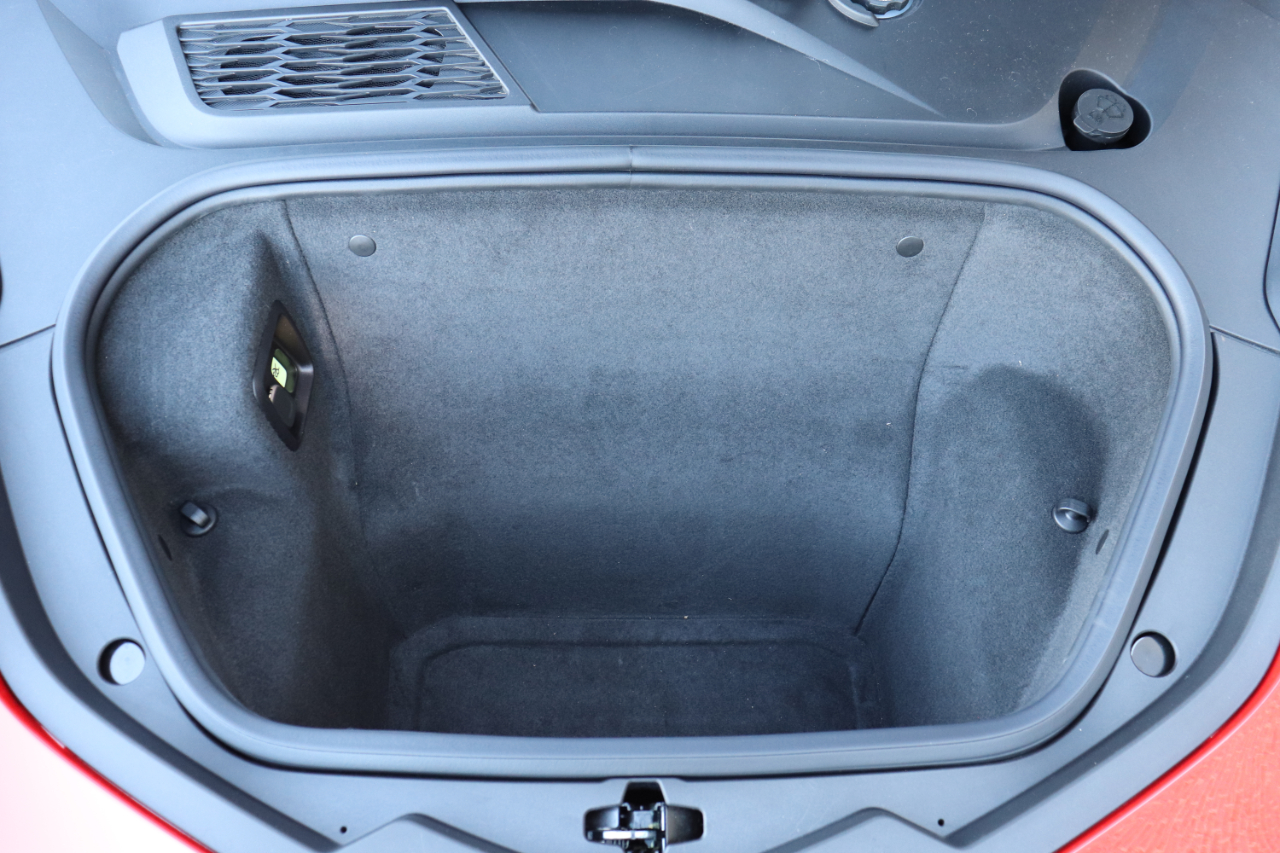 Chevrolet Corvette Z51 2LT Coupe Automatic 2024 Chevrolet Corvette Z51 2LT Coupe Automatic 2024