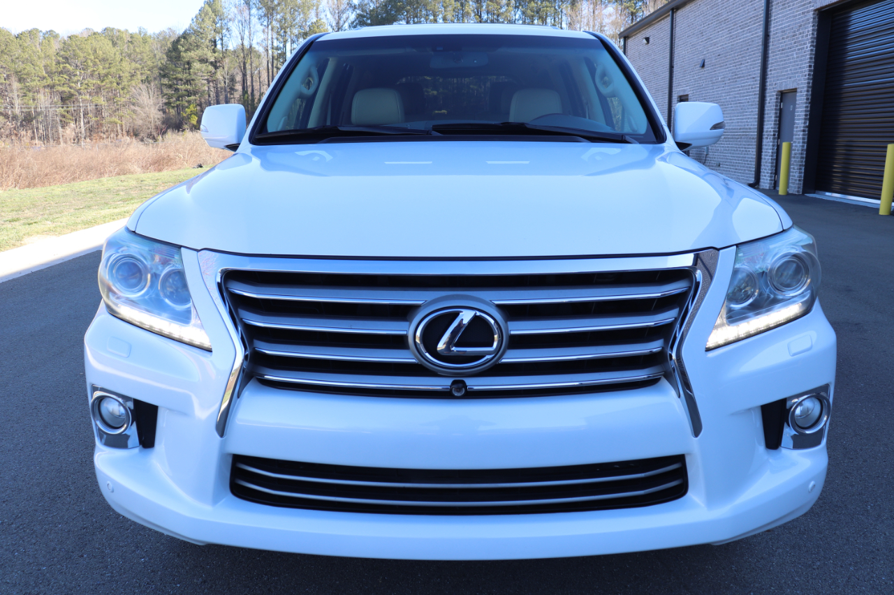 Lexus LX 570 4WD 4dr 2013