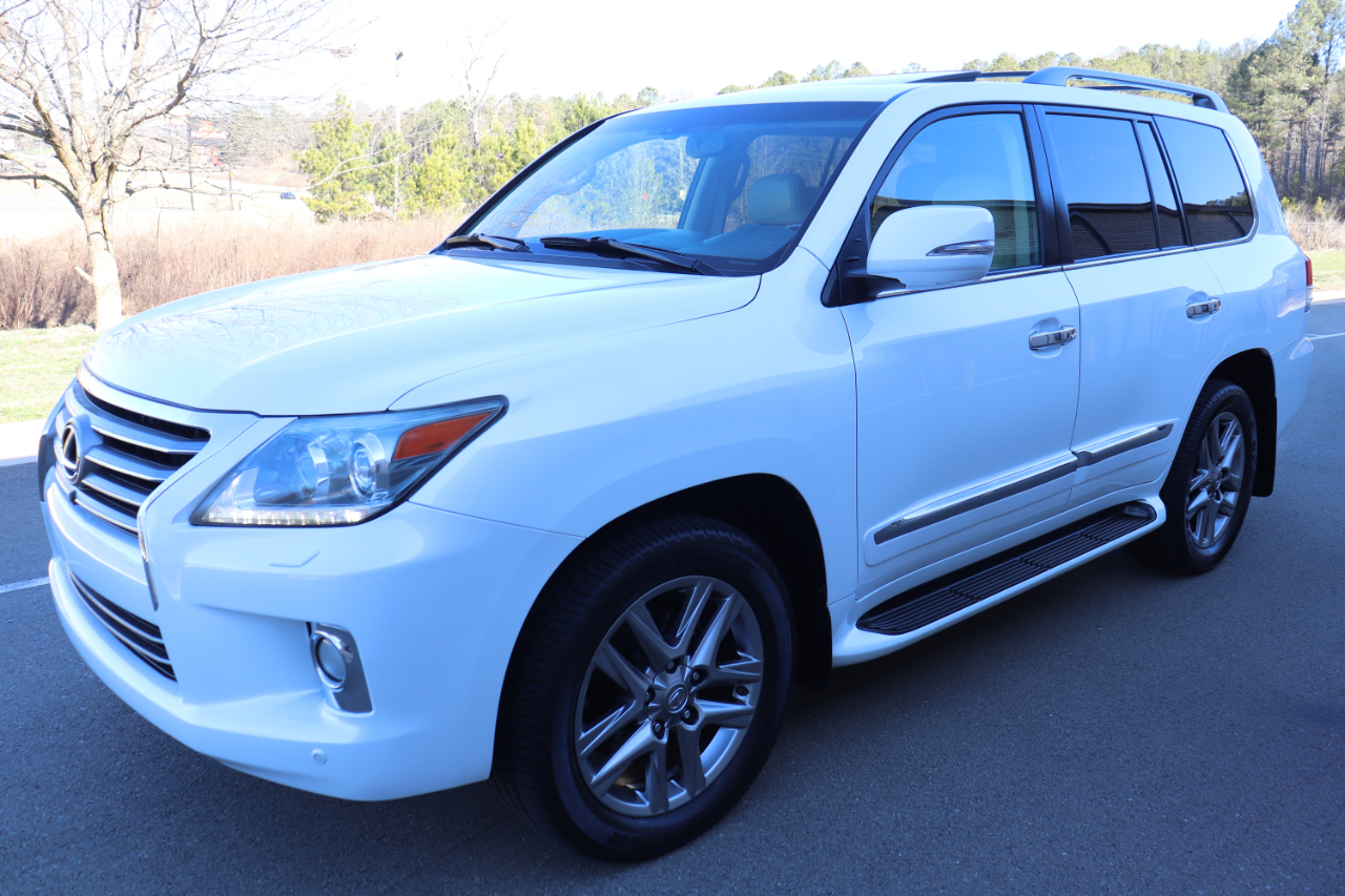 Lexus LX 570 4WD 4dr 2013