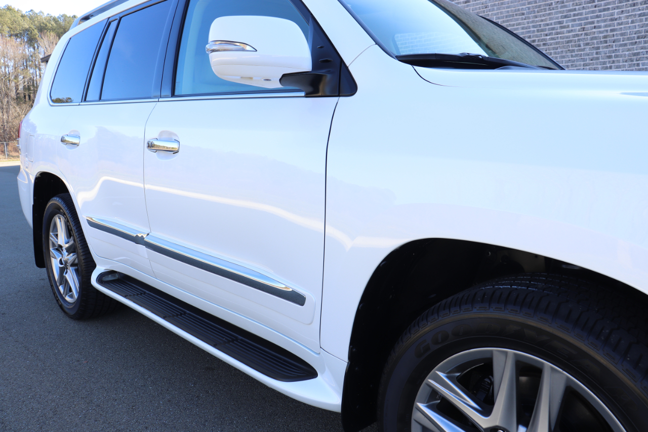 Lexus LX 570 4WD 4dr 2013