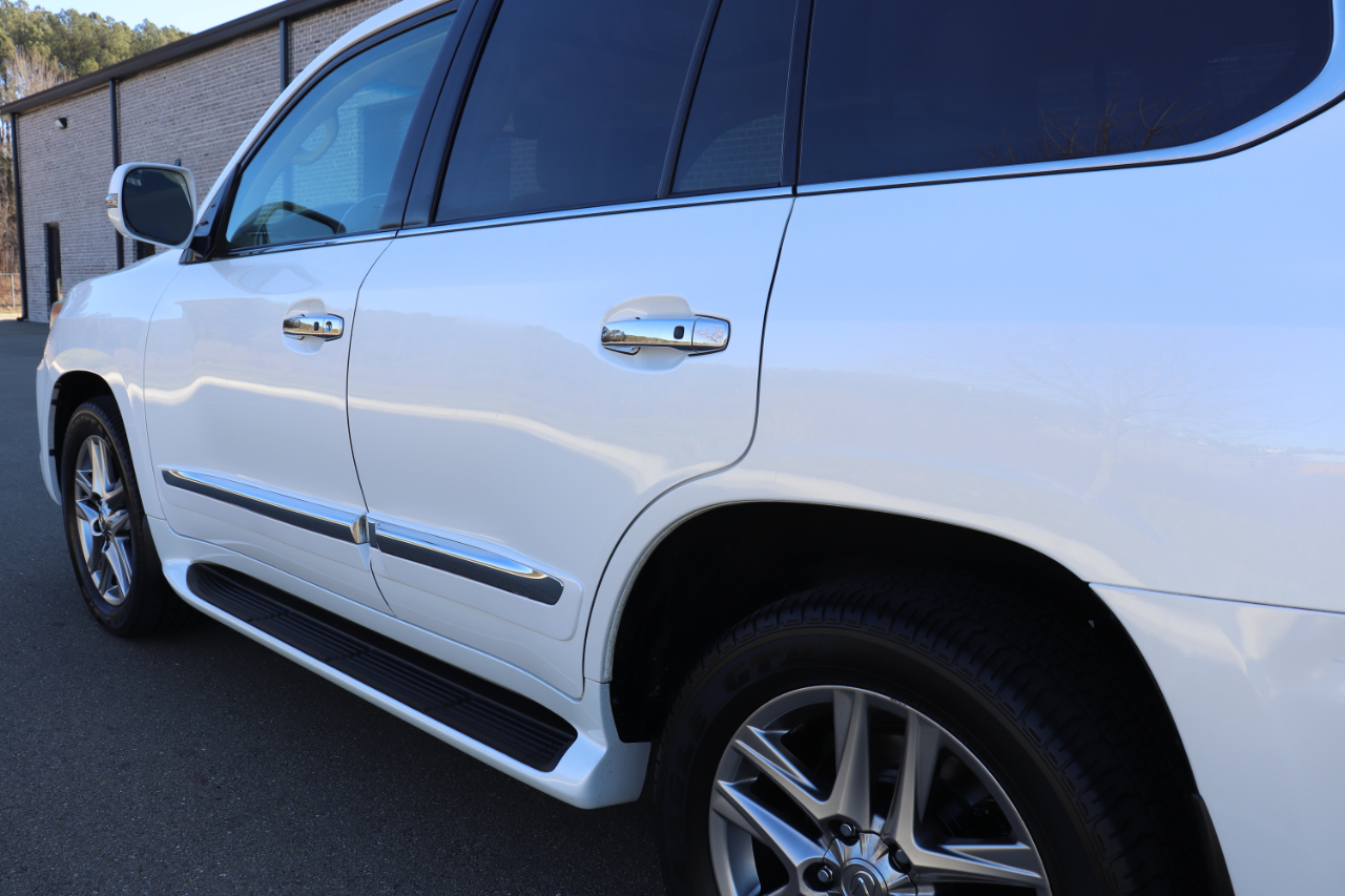 Lexus LX 570 4WD 4dr 2013