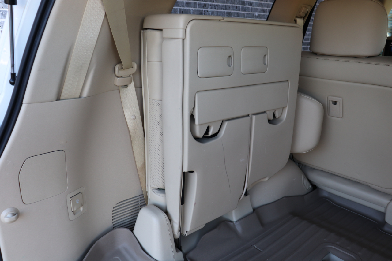 Lexus LX 570 4WD 4dr 2013