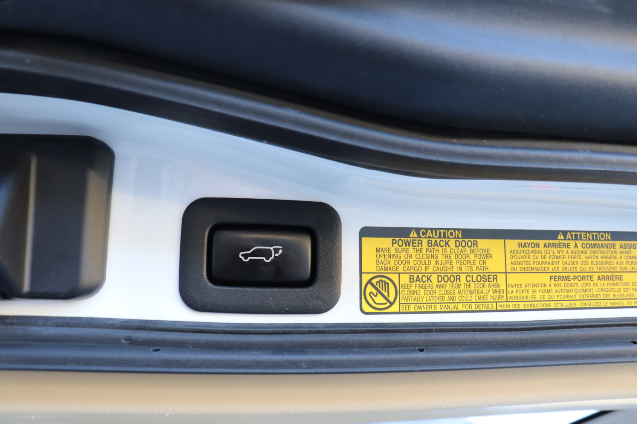 Lexus LX 570 4WD 4dr 2013