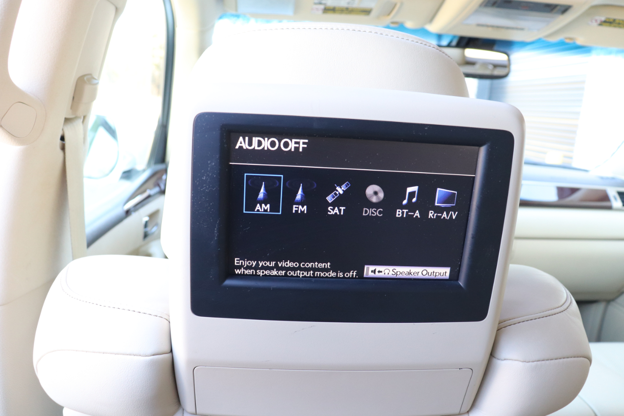 Lexus LX 570 4WD 4dr 2013