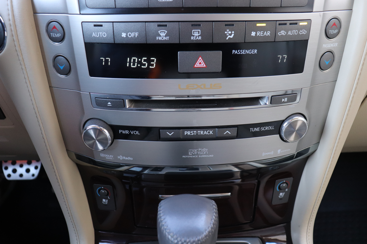 Lexus LX 570 4WD 4dr 2013