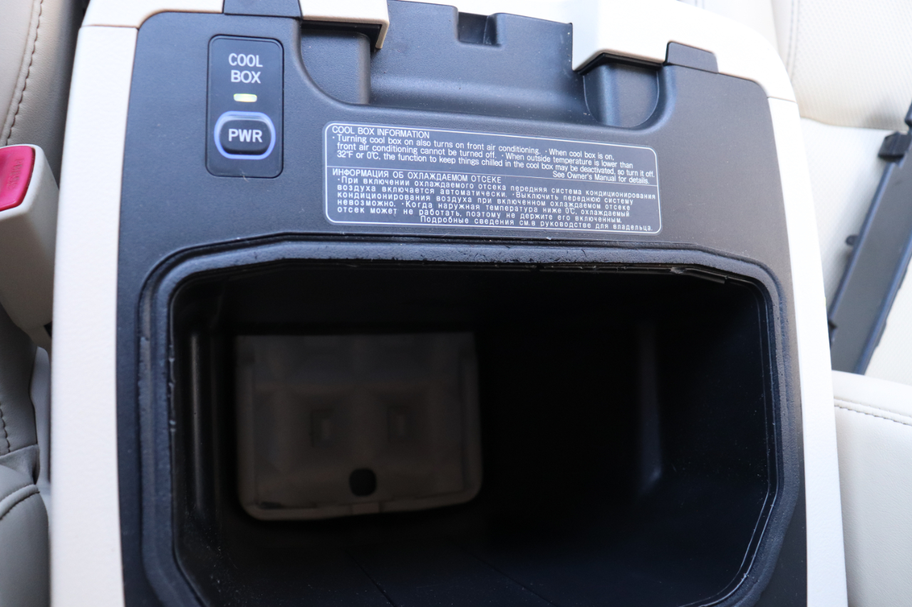 Lexus LX 570 4WD 4dr 2013