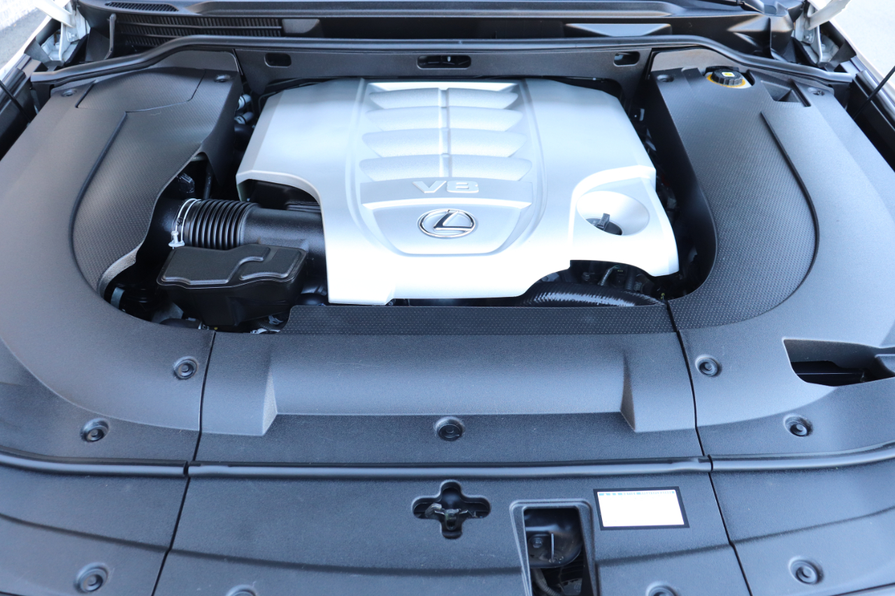 Lexus LX 570 4WD 4dr 2013