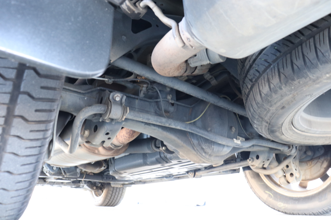 Lexus LX 570 4WD 4dr 2013