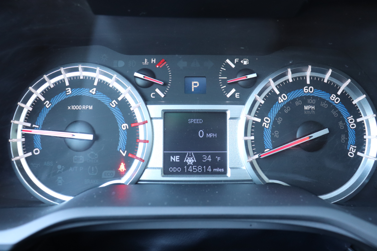 Toyota 4Runner 4WD 4dr V6 Trail Premium (Natl) 2016