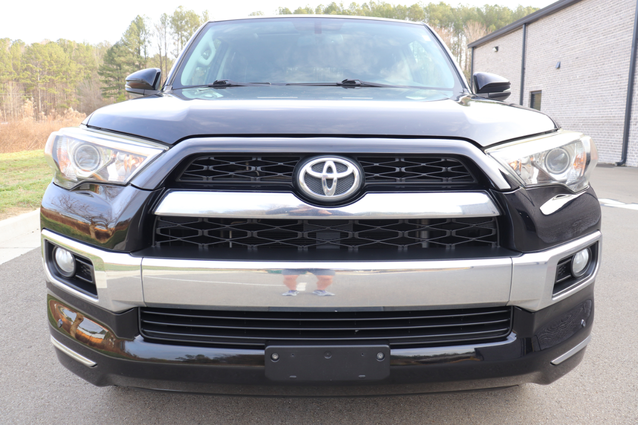 Toyota 4Runner Limited 4WD 2015