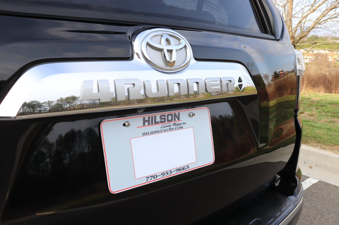 Toyota 4Runner Limited 4WD 2015