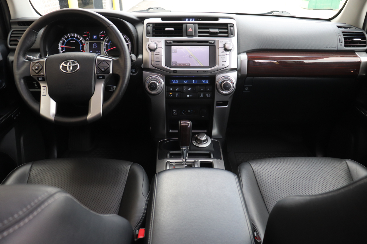 Toyota 4Runner Limited 4WD 2015