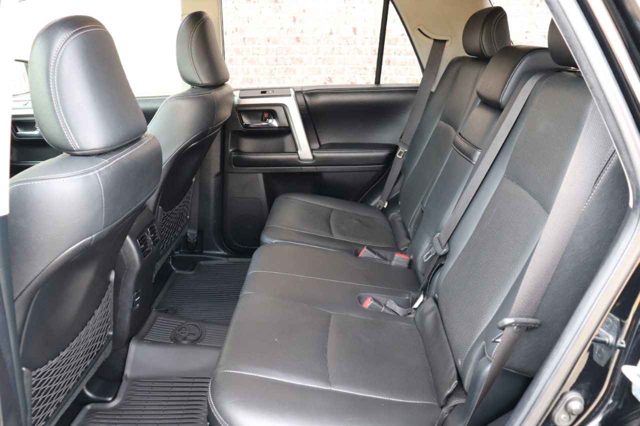 Toyota 4Runner Limited 4WD 2015