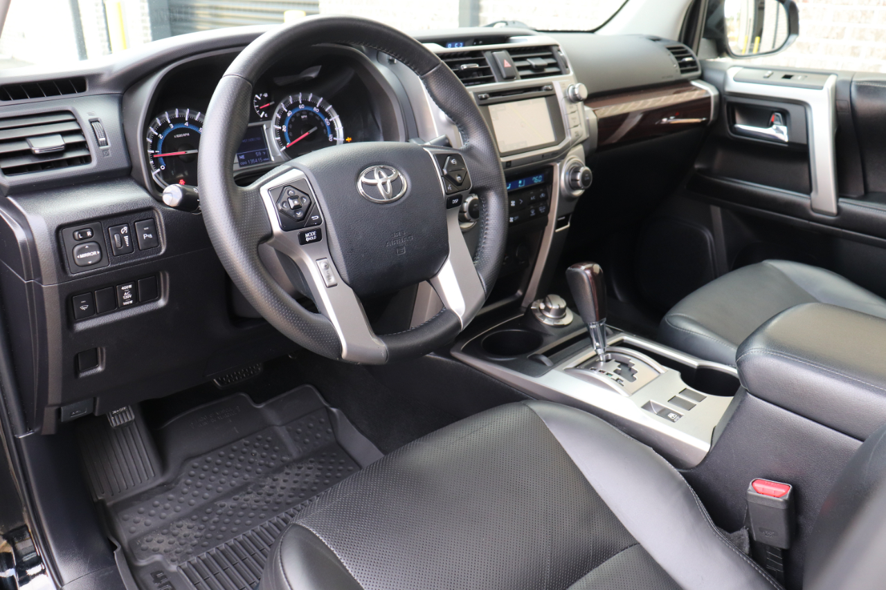 Toyota 4Runner Limited 4WD 2015