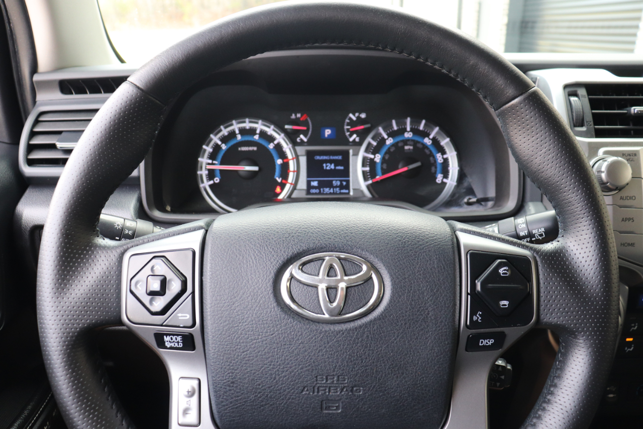 Toyota 4Runner Limited 4WD 2015