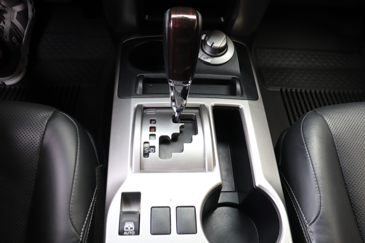 Toyota 4Runner Limited 4WD 2015