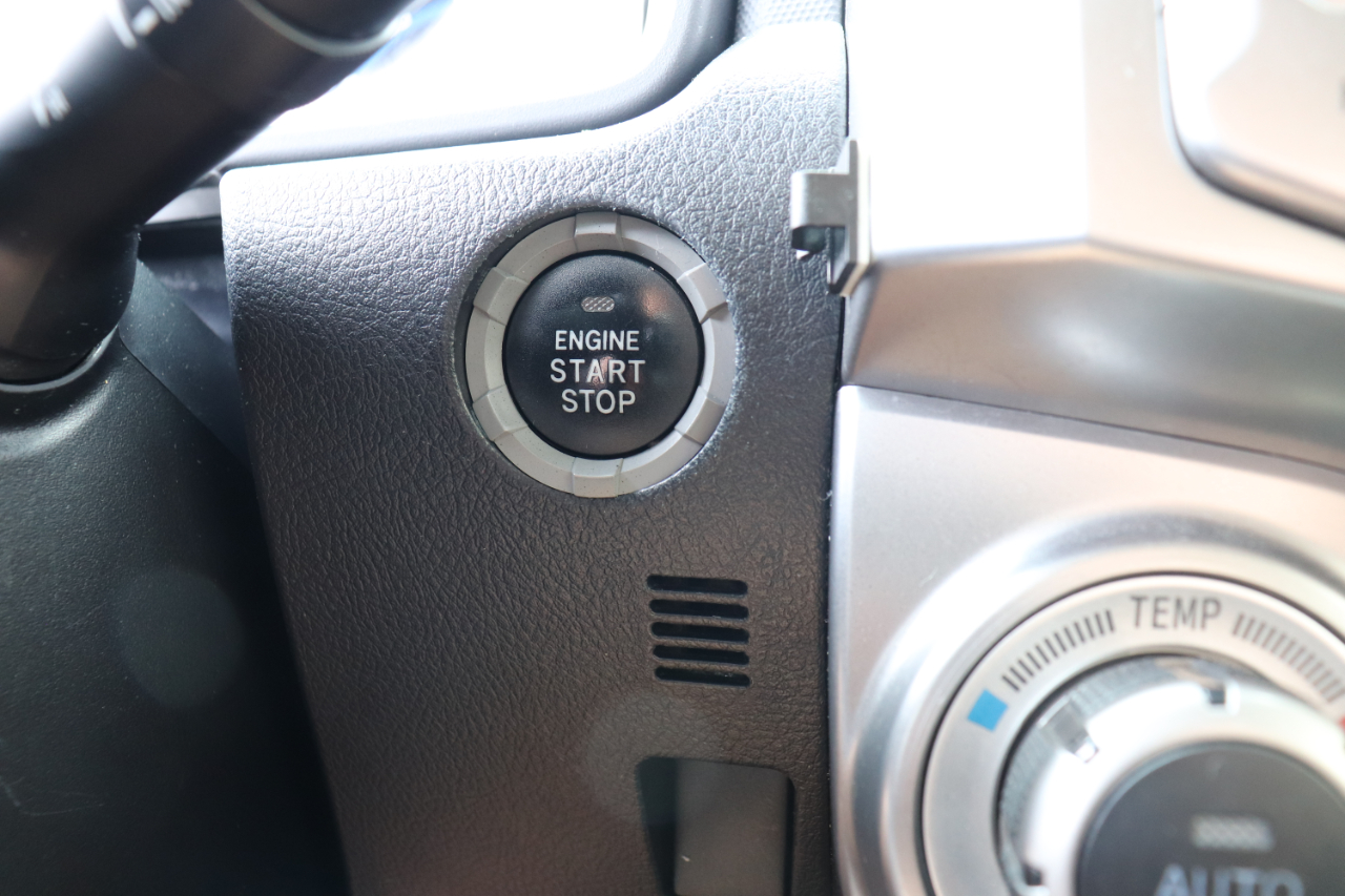 Toyota 4Runner Limited 4WD 2015