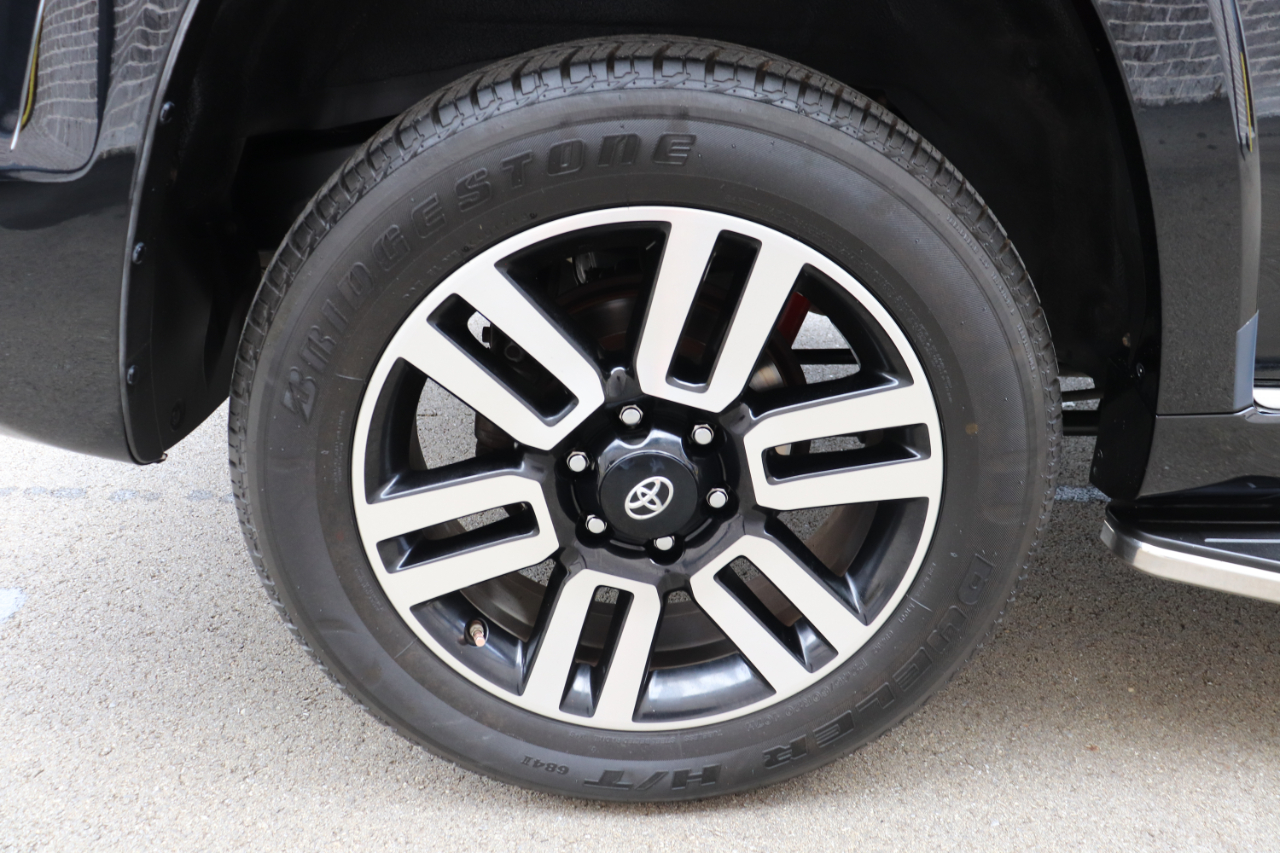 Toyota 4Runner Limited 4WD 2015