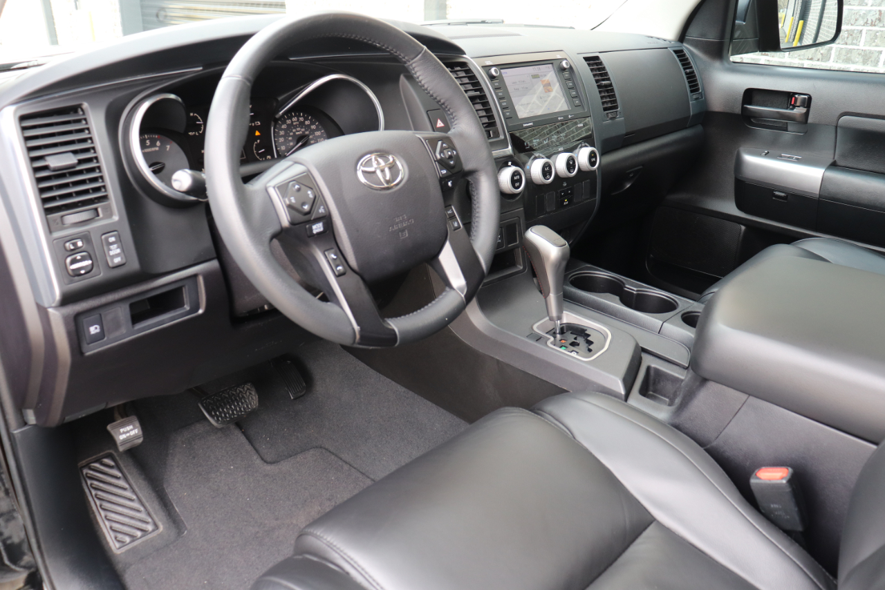 Toyota Sequoia TRD Sport 4WD 2022