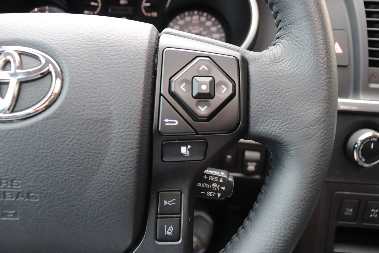 Toyota Sequoia TRD Sport 4WD 2022