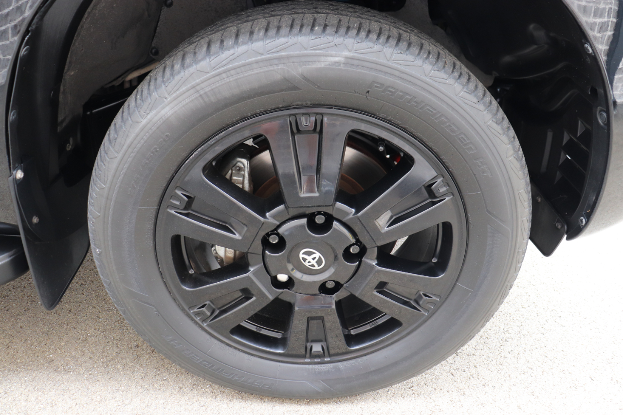 Toyota Sequoia TRD Sport 4WD 2022