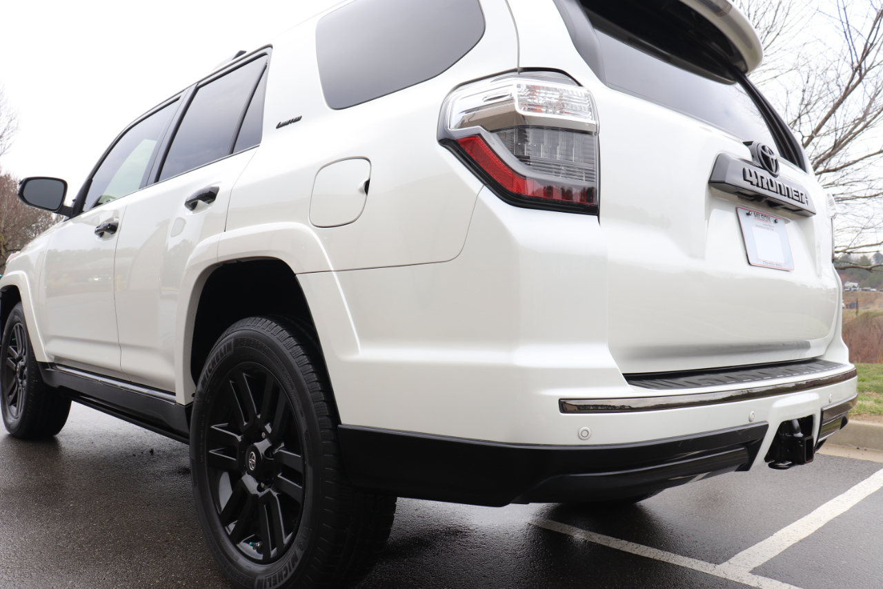 Toyota 4Runner Limited Nightshade 4WD (Natl) 2020