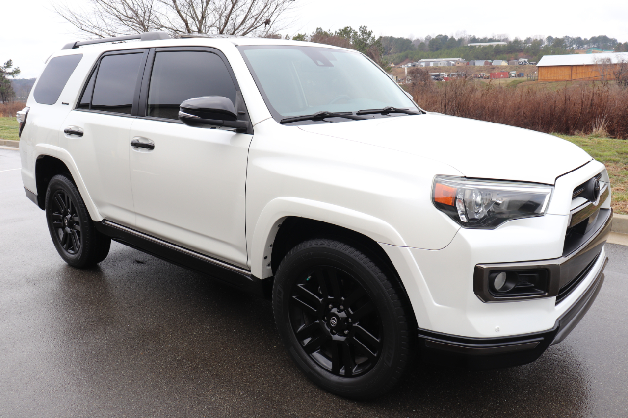Toyota 4Runner Limited Nightshade 4WD (Natl) 2020