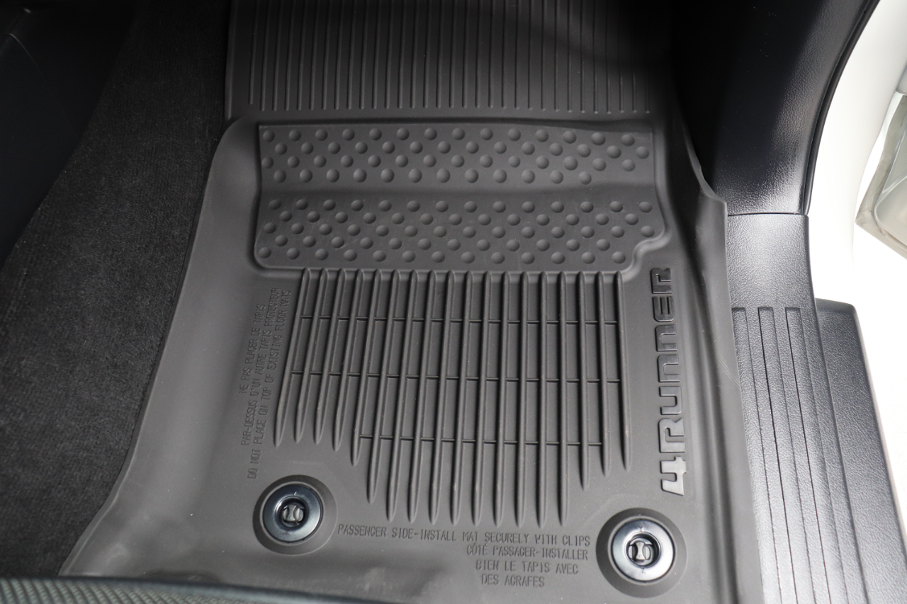 Toyota 4Runner Limited Nightshade 4WD (Natl) 2020