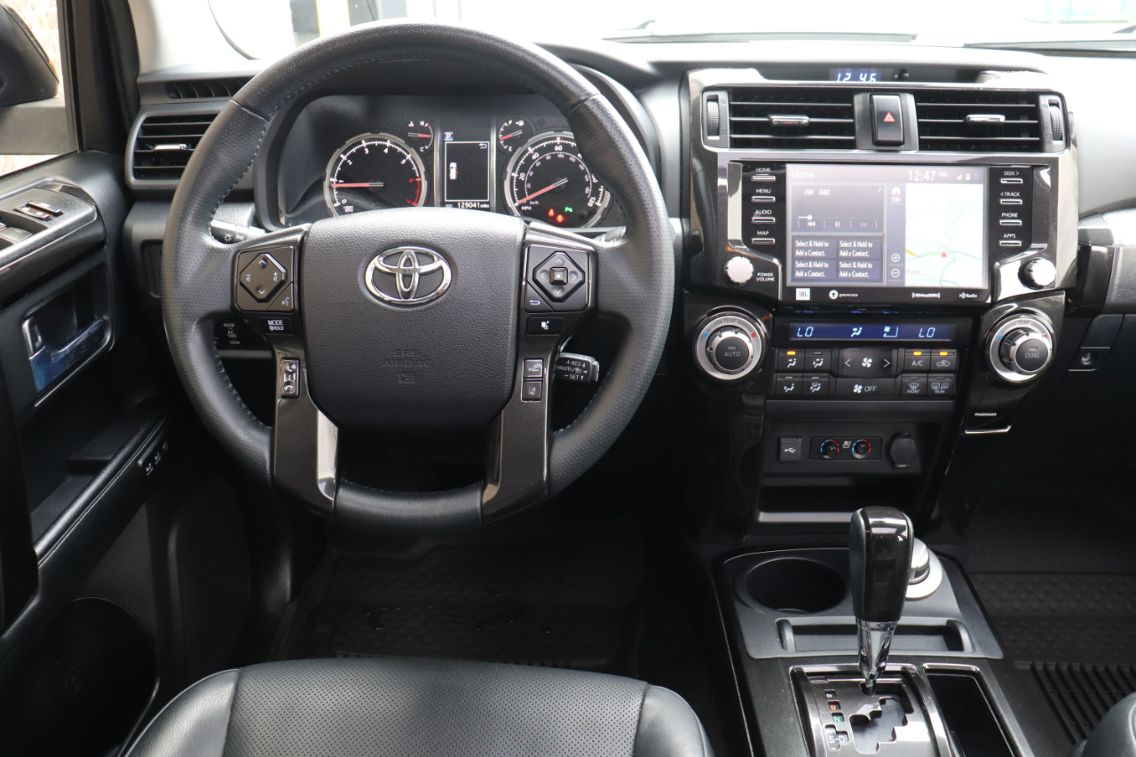 Toyota 4Runner Limited Nightshade 4WD (Natl) 2020