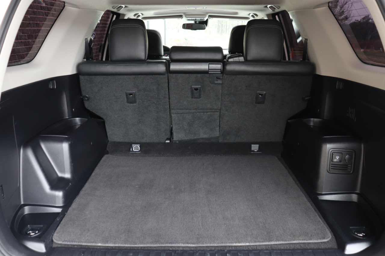 Toyota 4Runner Limited Nightshade 4WD (Natl) 2020