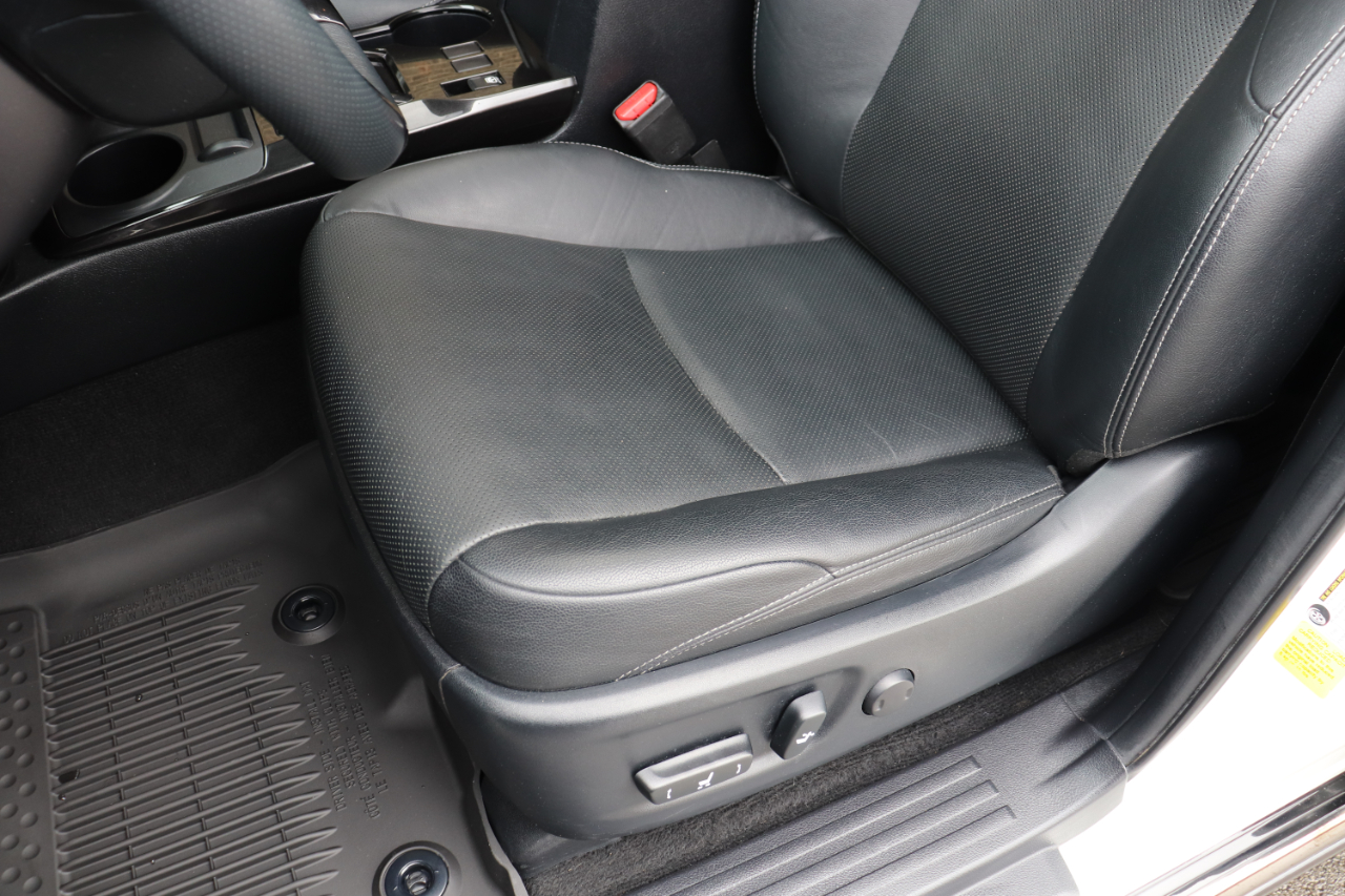 Toyota 4Runner Limited Nightshade 4WD (Natl) 2020