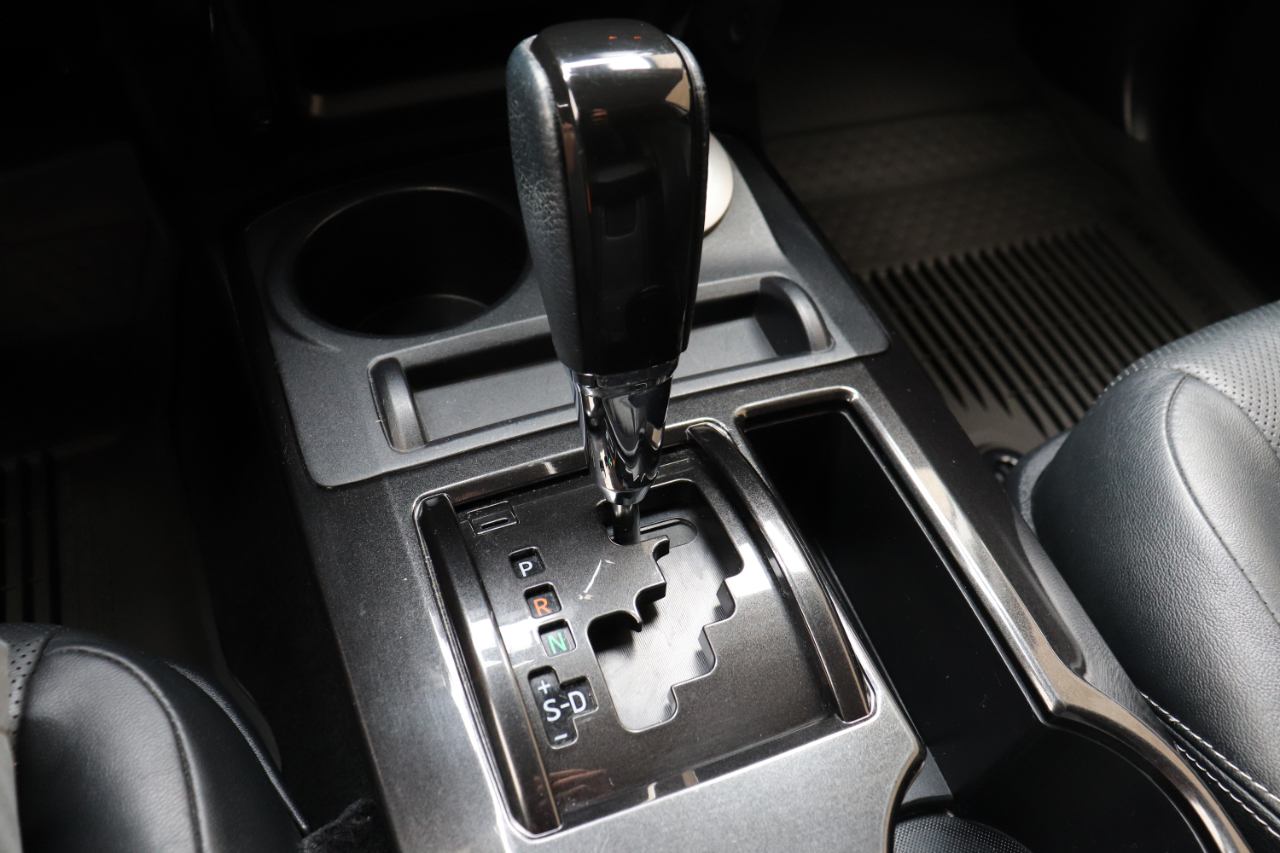 Toyota 4Runner Limited Nightshade 4WD (Natl) 2020