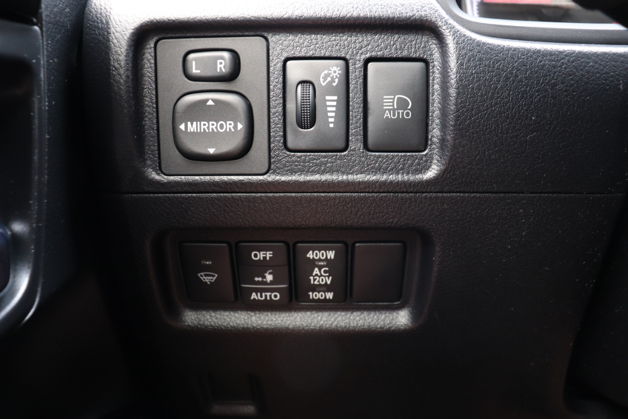 Toyota 4Runner Limited Nightshade 4WD (Natl) 2020