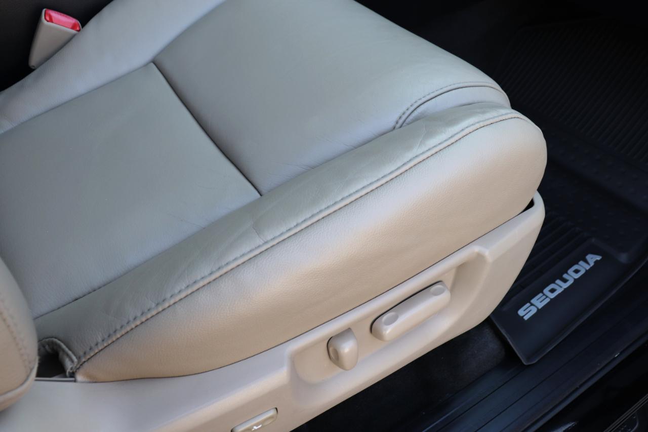 Toyota Sequoia Limited 2WD 2014