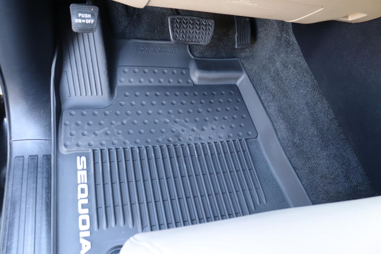 Toyota Sequoia Limited 2WD 2014