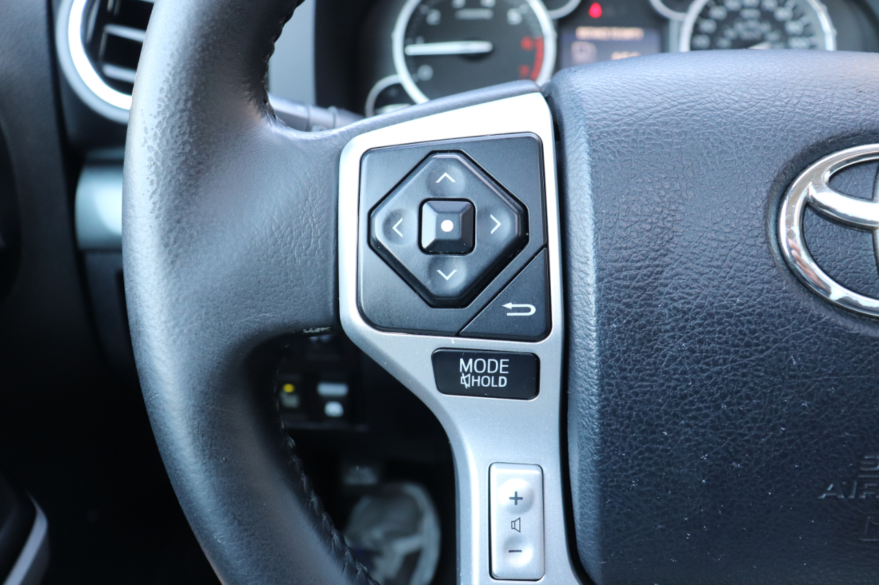 Toyota Tundra Platinum CrewMax 5.7L 4WD 2016