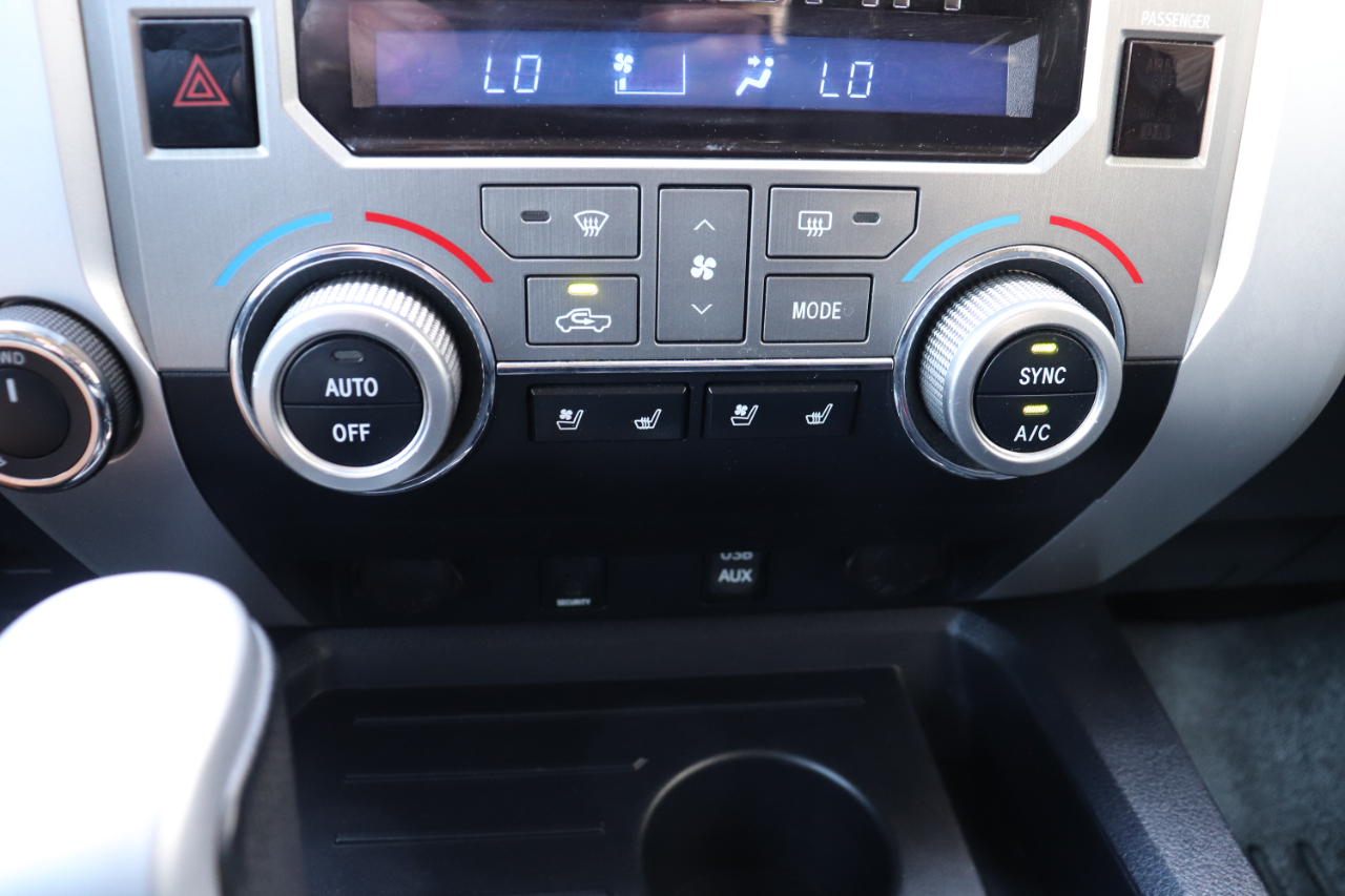 Toyota Tundra Platinum CrewMax 5.7L 4WD 2016