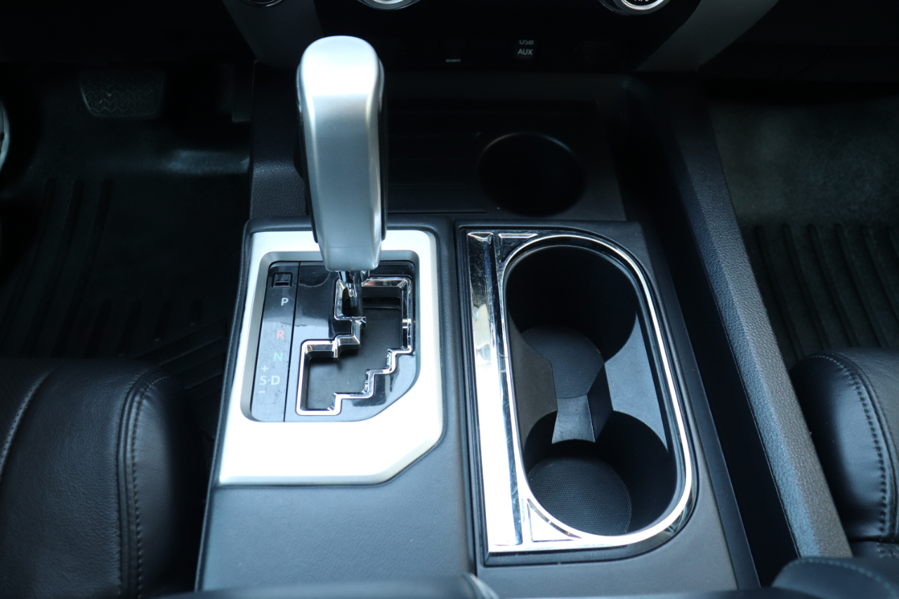 Toyota Tundra Platinum CrewMax 5.7L 4WD 2016