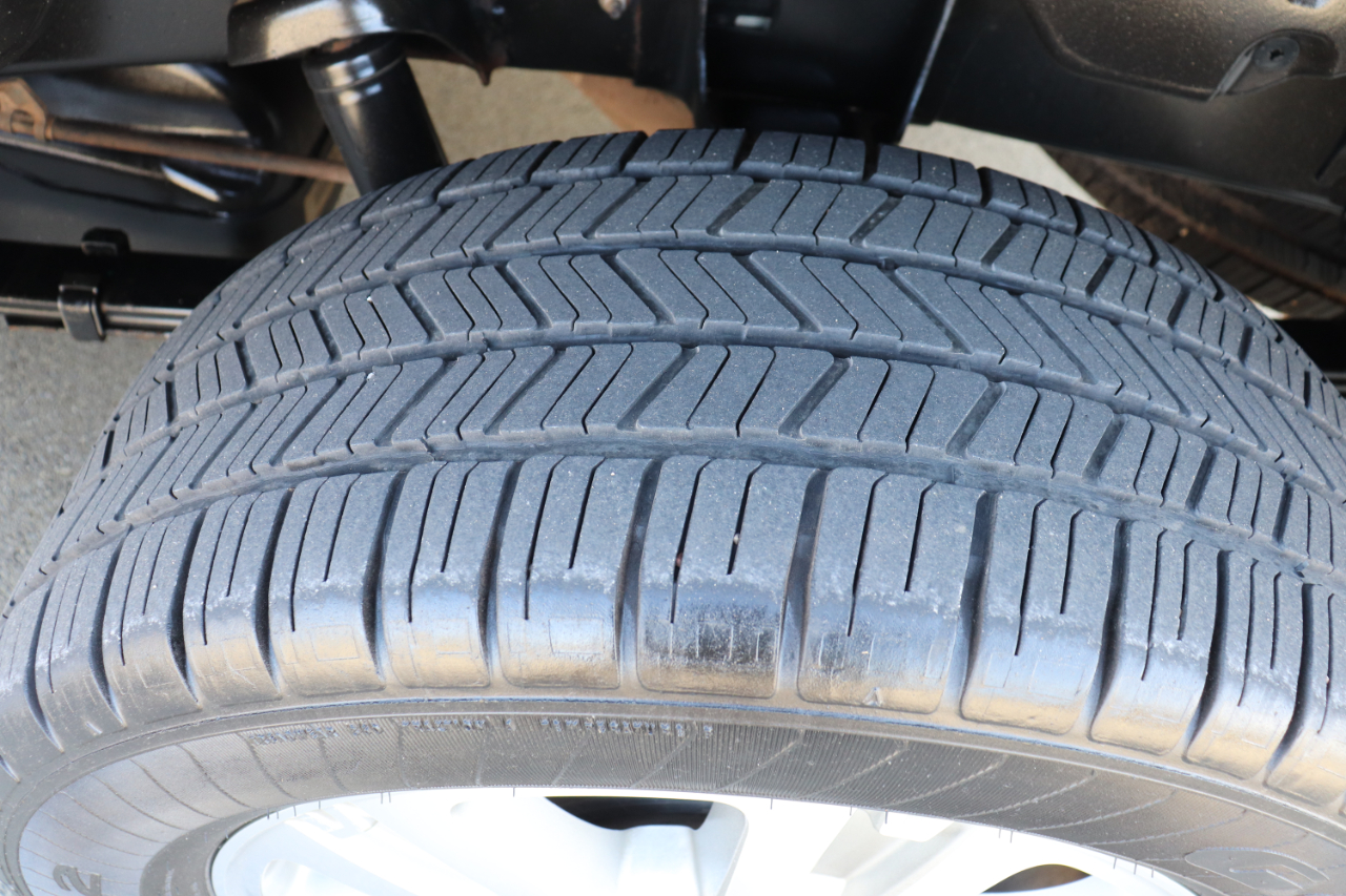 Toyota Tundra Platinum CrewMax 5.7L 4WD 2016