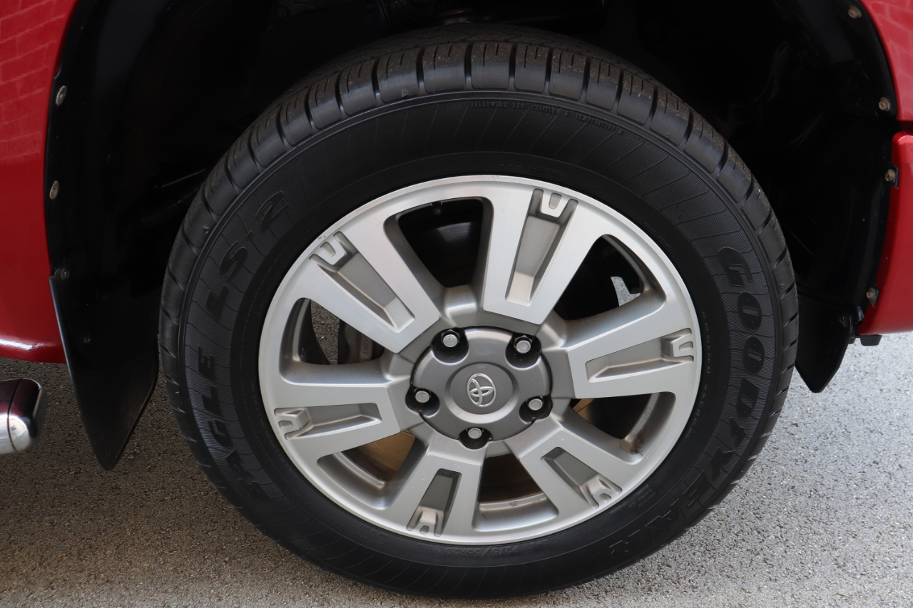 Toyota Tundra Platinum CrewMax 5.7L 4WD 2016