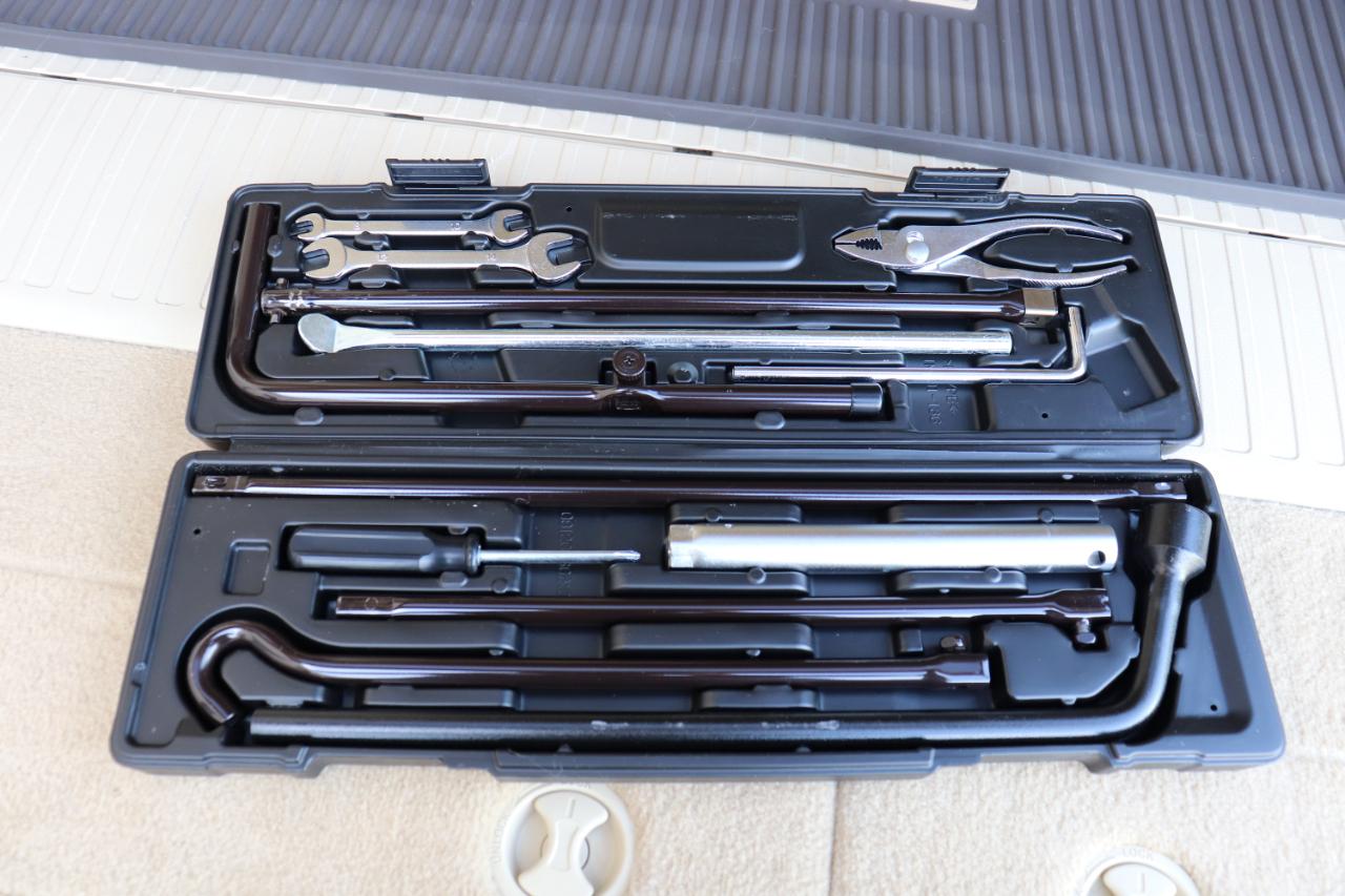 Lexus LX 570 4WD 4dr 2014