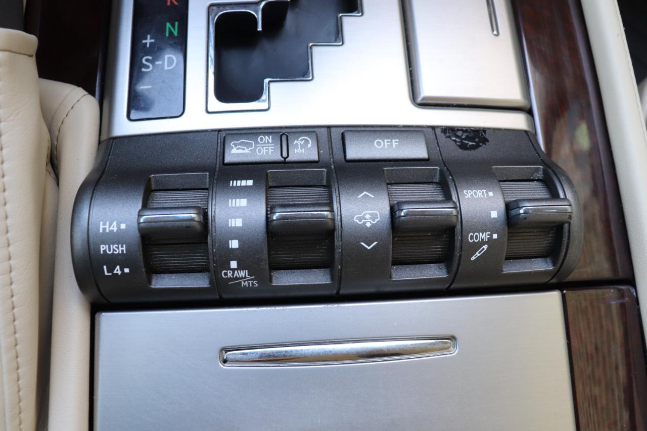 Lexus LX 570 4WD 4dr 2014