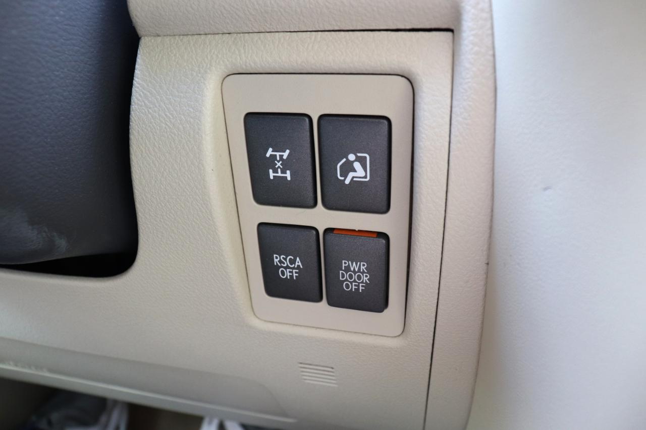 Lexus LX 570 4WD 4dr 2014