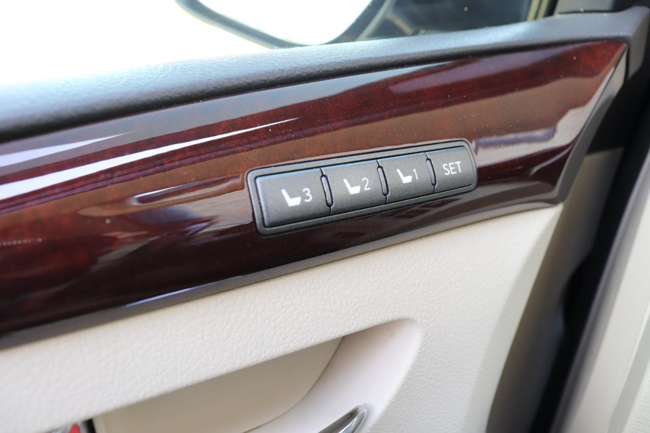 Lexus LX 570 4WD 4dr 2014