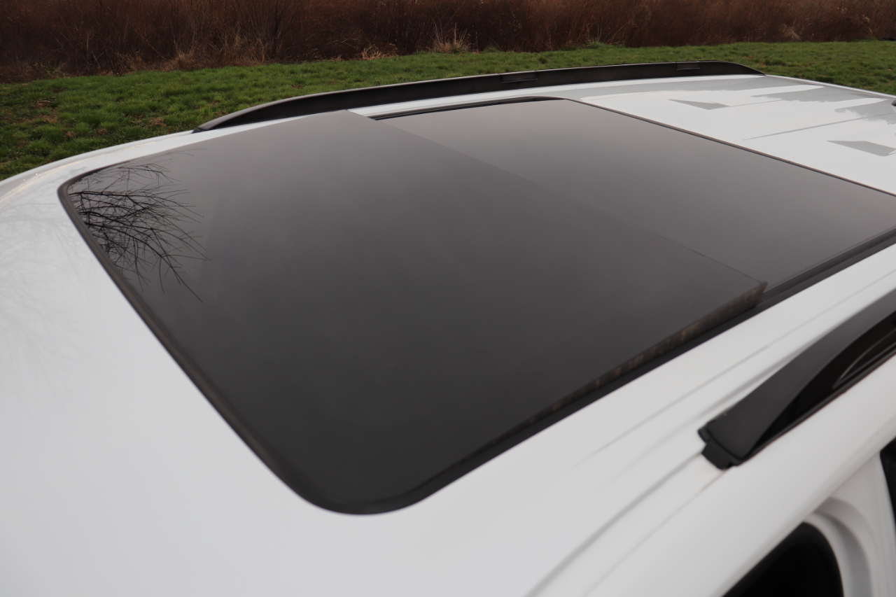 Toyota Sequoia Platinum 4WD 2024