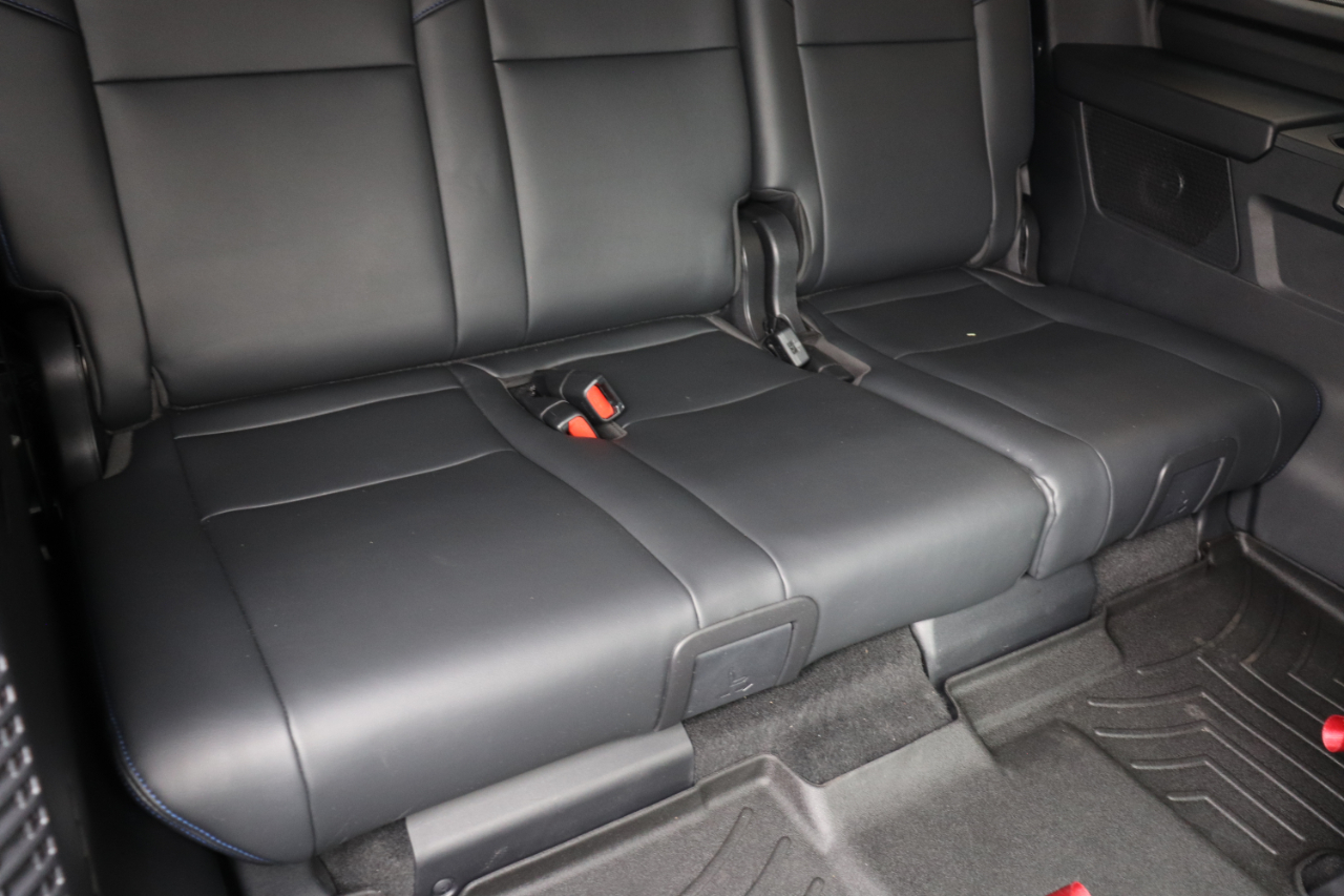 Toyota Sequoia Platinum 4WD 2024