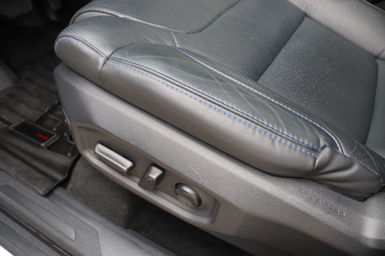 Toyota Sequoia Platinum 4WD 2024