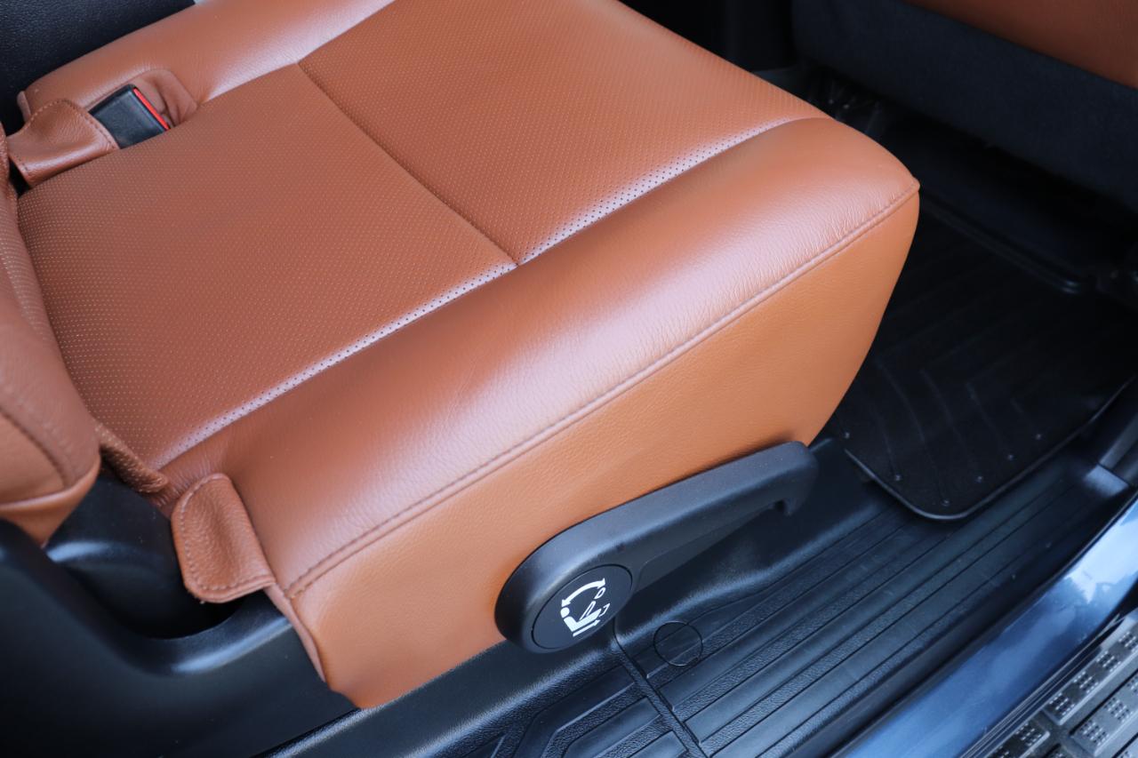 Toyota Sequoia Plantium 4WD 2020